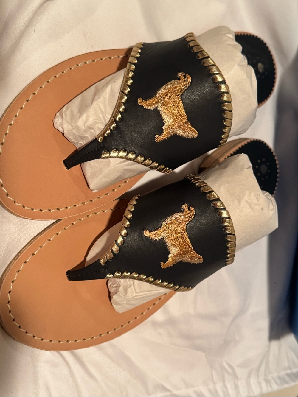 NWOT Jack Rogers Navy Blue & Tan Embroidered Dog Thong Sandals - Women’s size 9 - Picture 4 of 9